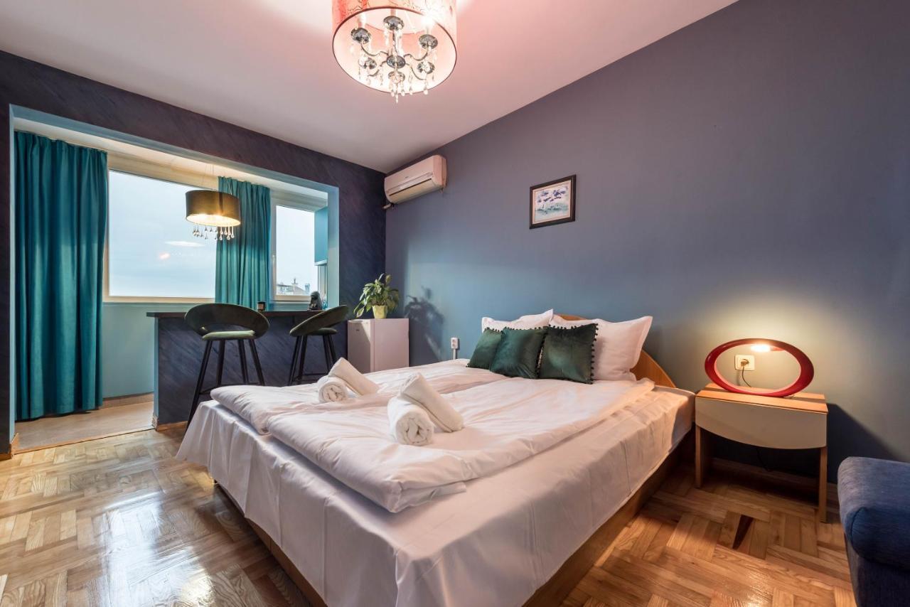 Private Studio In The Centre Βάρνα Εξωτερικό φωτογραφία