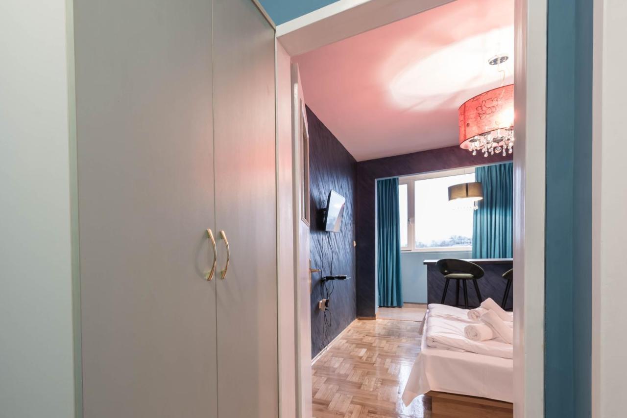 Private Studio In The Centre Βάρνα Εξωτερικό φωτογραφία